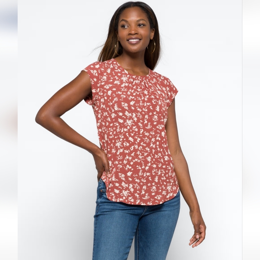 Monday Fun Pleated Short Sleeve Blouse